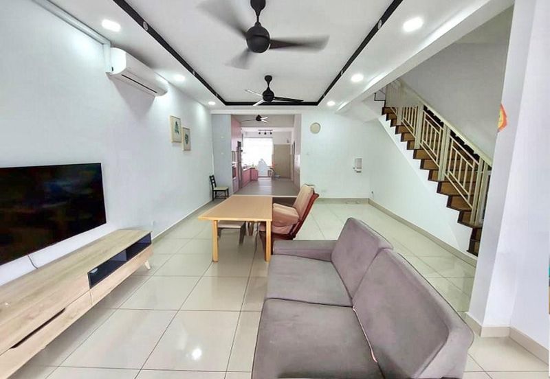 BANDAR AINSDALE (MEKAR)