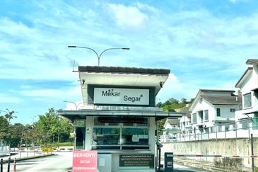 BANDAR AINSDALE (MEKAR)