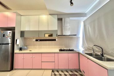 BANDAR AINSDALE (MEKAR)