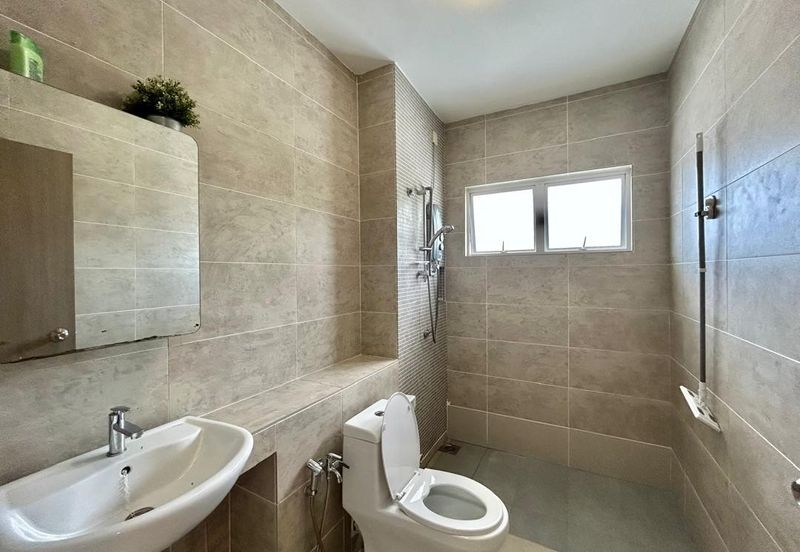 BANDAR AINSDALE (MEKAR)