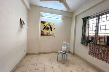 KONDOMINIUM TASIK MEWAH