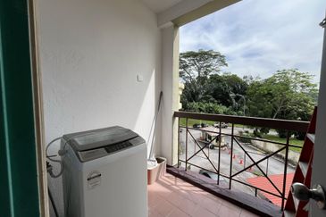 Tasik Mewah Condominium