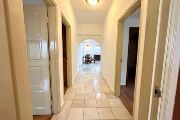 LE RENAISSANCE @ TAMAN BUKIT KAYA