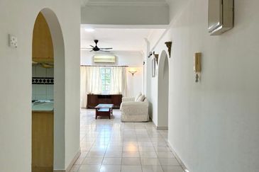 LE RENAISSANCE @ TAMAN BUKIT KAYA