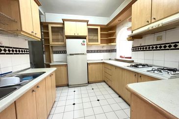 LE RENAISSANCE @ TAMAN BUKIT KAYA