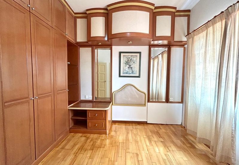 LE RENAISSANCE @ TAMAN BUKIT KAYA