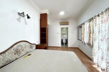 LE RENAISSANCE @ TAMAN BUKIT KAYA