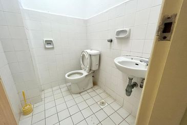 LE RENAISSANCE @ TAMAN BUKIT KAYA