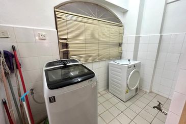 LE RENAISSANCE @ TAMAN BUKIT KAYA