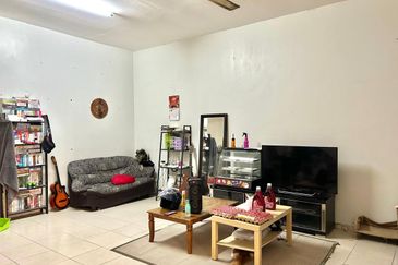 TAMAN SRI PINANG (LABU)