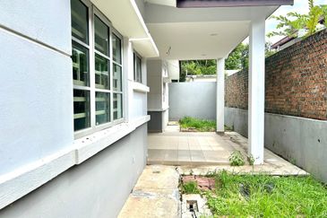 PARK AVENUE (SEREMBAN 2)