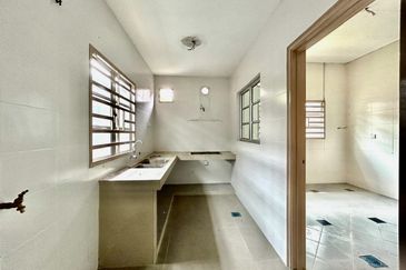 PARK AVENUE (SEREMBAN 2)