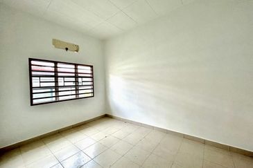 PARK AVENUE (SEREMBAN 2)