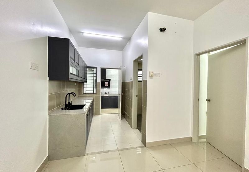 Albury 2, Taman Tasik Senangin