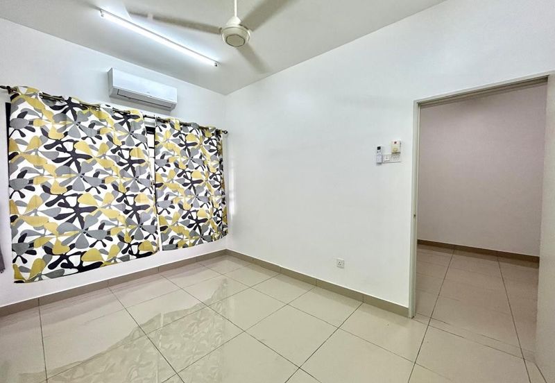 Albury 2, Taman Tasik Senangin