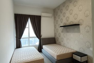 The Pinnacles (Pinnacle Tower)