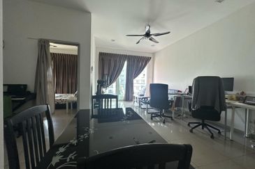 Seasons Luxury Apartments @ Amara Larkin