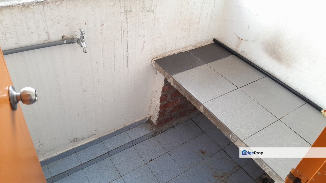 Kajang City Height Flat Apartment Sungai Chua ada lift full loan Pangsapuri Well keep clean, Selangor, Kajang