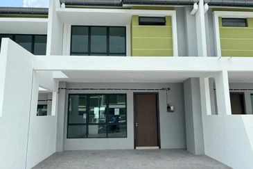 New house Fully Furnished Akina Kajang 2 storey house for rent