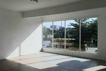 Jalan Reko Seksyen 14