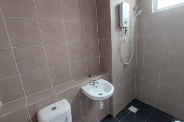 New Furnish Pangsapuri D'Ruby Residences Condominium Puchong Intan untuk Disewa