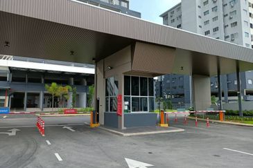 New Furnish Pangsapuri D'Ruby Residences Condominium Puchong Intan untuk Disewa