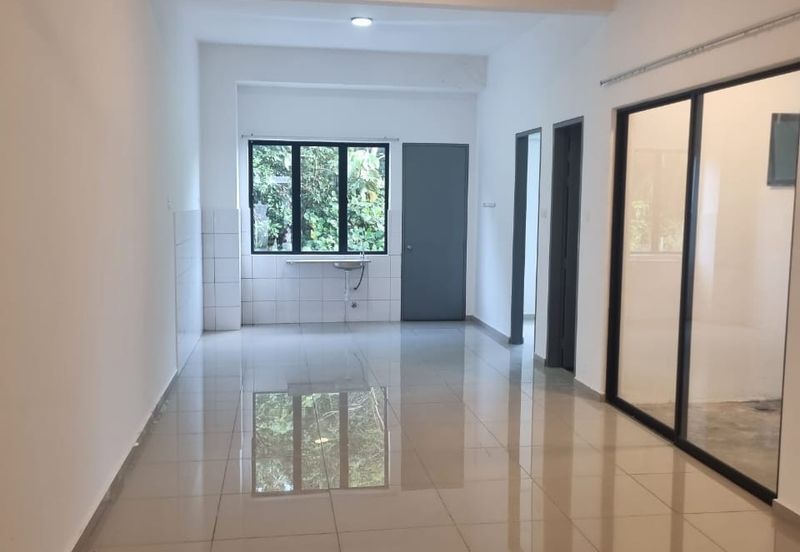 New House Residensi Lambaian 2 town house kajang Bangi Sungai Tangkas