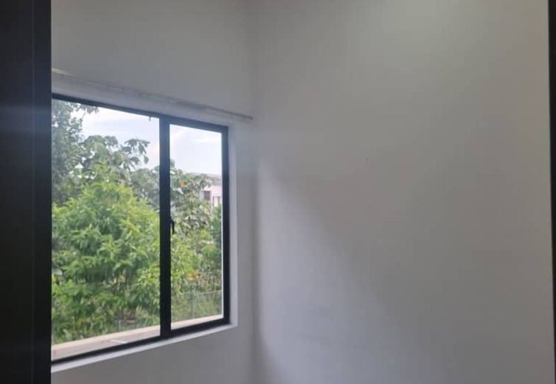 New House Residensi Lambaian 2 town house kajang Bangi Sungai Tangkas