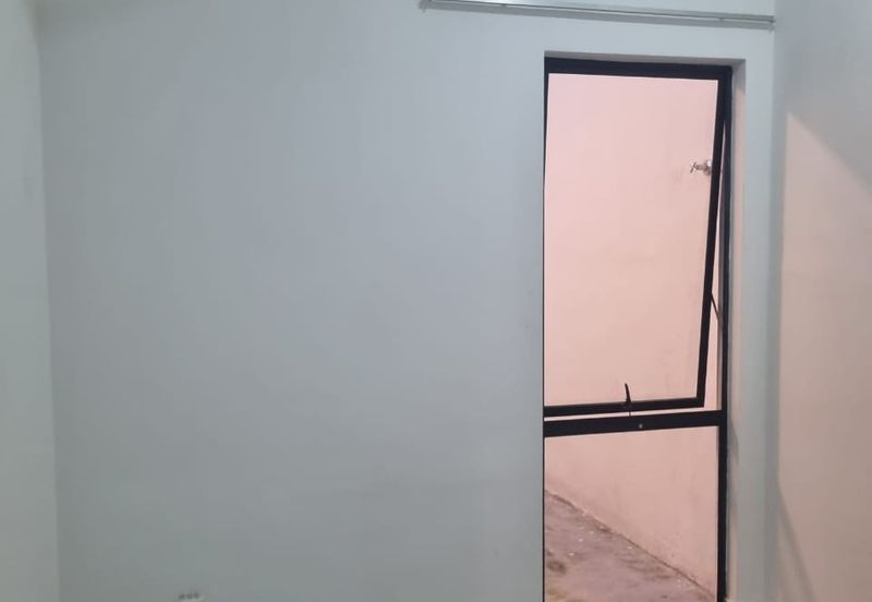 New House Residensi Lambaian 2 town house kajang Bangi Sungai Tangkas