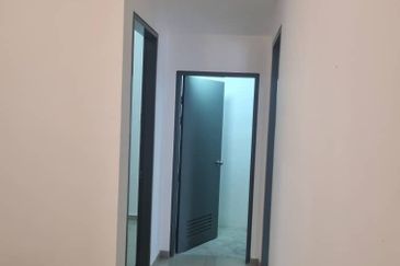 New House Residensi Lambaian 2 town house kajang Bangi Sungai Tangkas