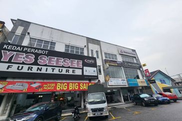 Jalan Reko Seksyen 14