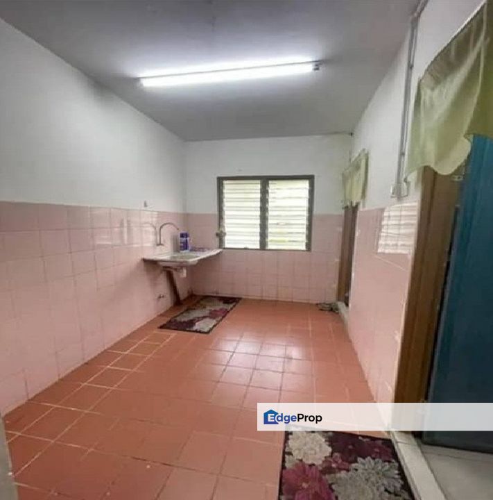 Full loan 1st floor Pangsapuri Baiduri di Bandar Tasik Kesuma, Selangor, Beranang