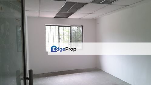 Kajang Sentosa 1st floor Shop have 4 rooms , Selangor, Kajang