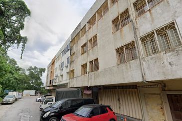 4 storey Shop lot cheras Taman Suria Jaya Kuala Lumpur