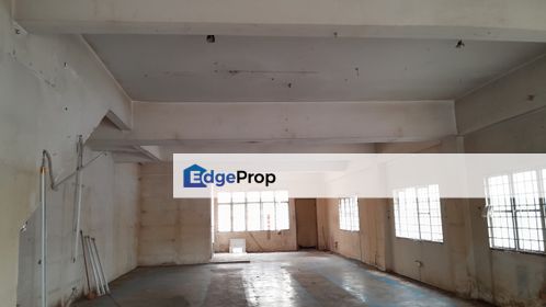 Ground floor Shop Kajang Perdana facing Main Road, Selangor, Kajang