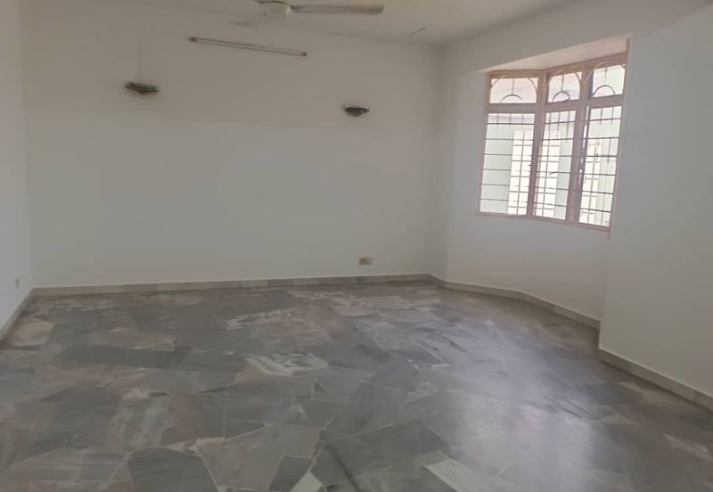 Subang Perdana Goodyear Court 10