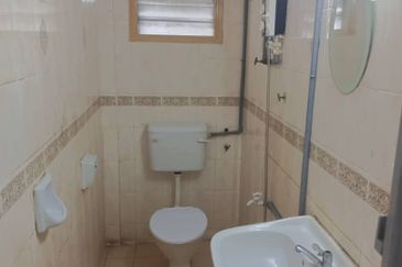 Subang Perdana Goodyear Court 10