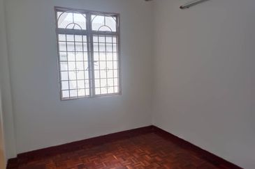 Subang Perdana Goodyear Court 10