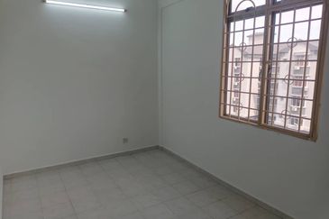 Subang Perdana Goodyear Court 10