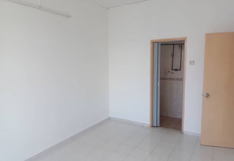 Subang Perdana Goodyear Court 10