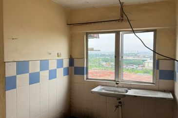 Pangsapuri Taman Tasik Sungai Chua