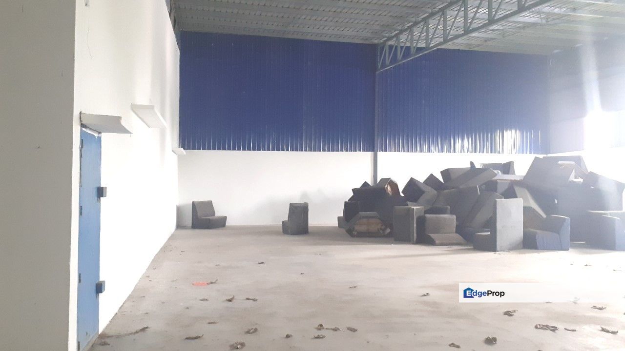 8823 sf Factory Warehouse Kawasan Perindustrian Ringan Jalan Tun Dr Ismail Seremban Negeri Sembilan, Negeri Sembilan, Seremban