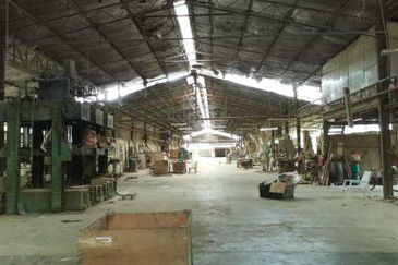 Taman Serunai, Jalan Labu