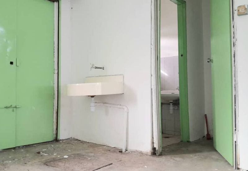 Pusat Perindustrian Sungai Chua