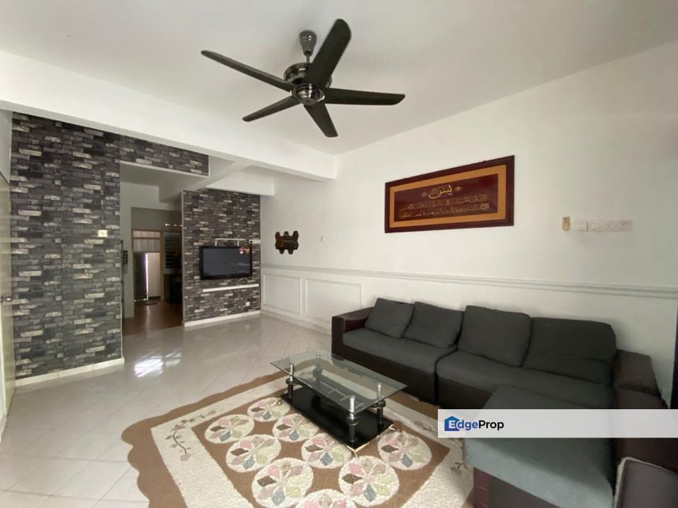 Fully Furnished 2 storey House Seksyen 5 Bandar Rinching House For rent RM 1,200 per month  Khas utk family muslim sahaja terutamanya pasangan yang ba, Selangor, Semenyih