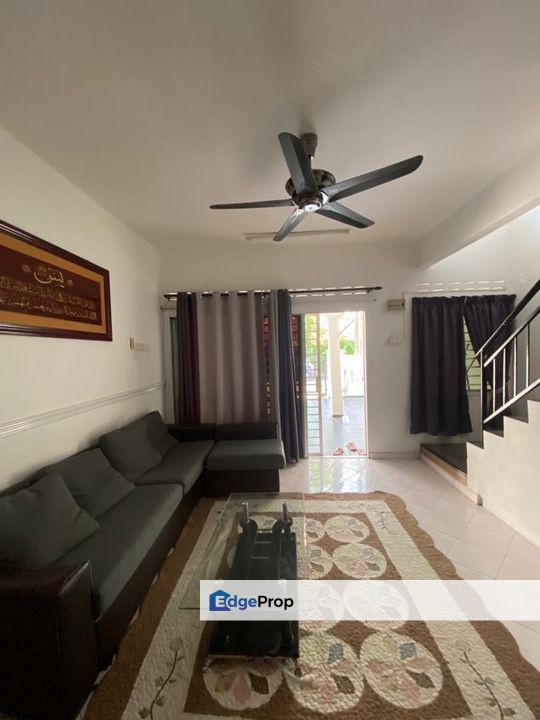 Fully Furnished 2 storey House Seksyen 5 Bandar Rinching House For rent RM 1,200 per month  Khas utk family muslim sahaja terutamanya pasangan yang ba, Selangor, Semenyih