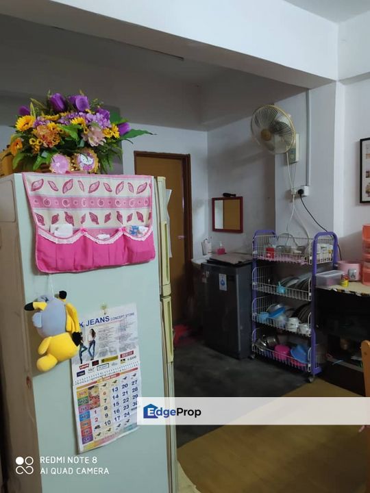 City Height Flat (ada lift) Sungai Chua Kajang For rent RM 700 per month  Property Details : * Low cost flat for first house buyer k, Selangor, Kajang