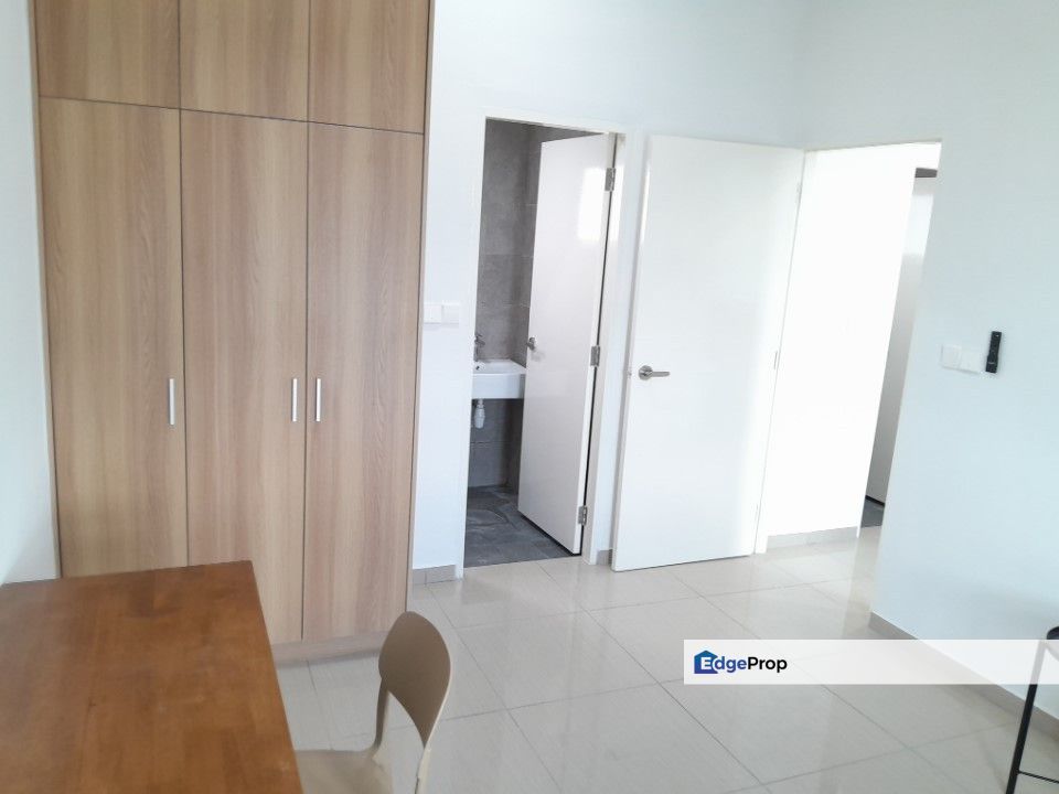 Furnished Mesahill Nilai 3 room Air-con Washing Machine & Fridge Negeri Sembilan  For sale RM 325,100, Negeri Sembilan, Nilai