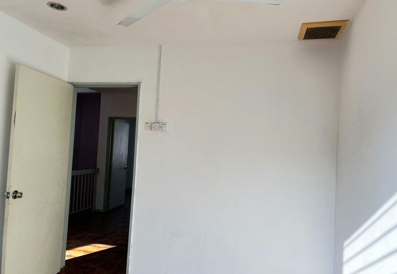 Taman Saujana Puchong