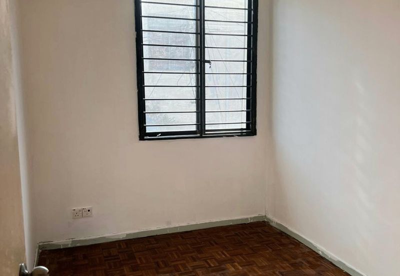 Taman Saujana Puchong